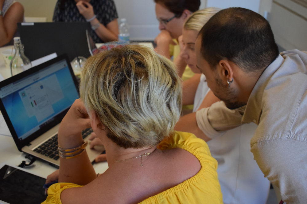 Teacher Iacopo Falciani and teachers from different countries