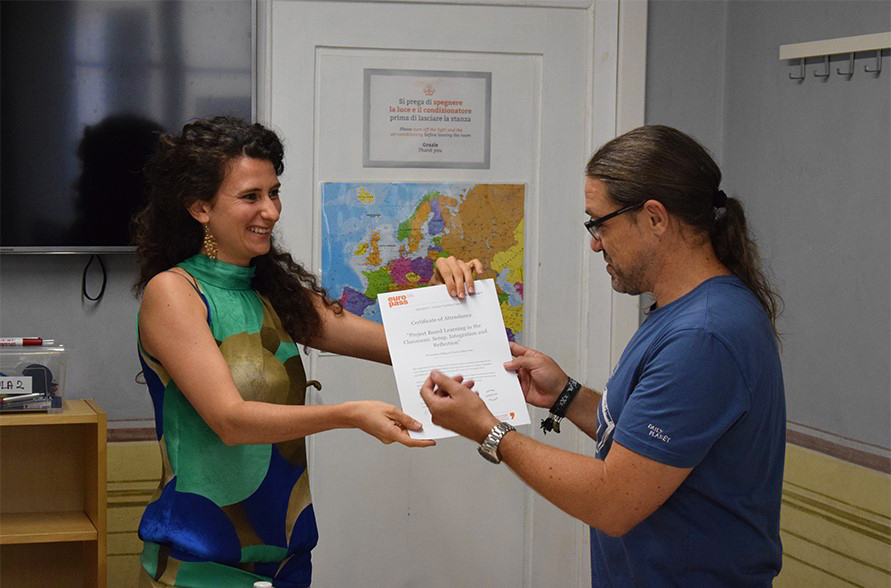 Ilaria has a Master degree in Lingua e Cultura Italiane per Stranieri from the University of Bologna and Ditals Certificate for Italian teaching