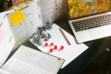 Interactive Fiction in Education: Teaching Content and Soft Skills