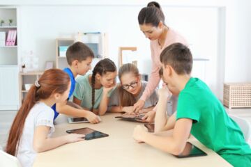 Digital Tools for Classroom Management and Student Engagement