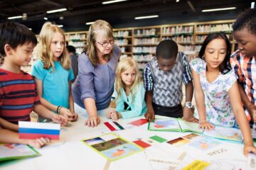 Intercultural Communication and Leadership for School Leaders